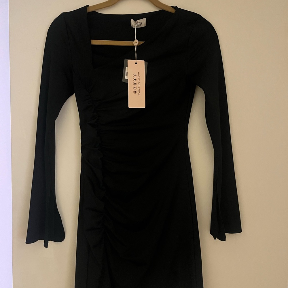 Oh Polly Black Ruched Long Sleeve Dress